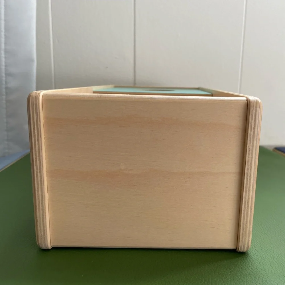 Lovevery Sliding Top Box - Picture 5 of 6